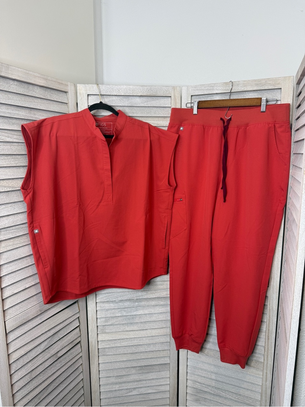 Figs Scrub Set Rafaela Top L Zamora Pant Size XL Coral - Picture 2 of 10